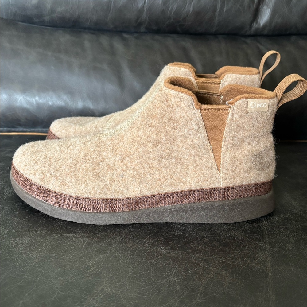 Chaco slip on felt booties